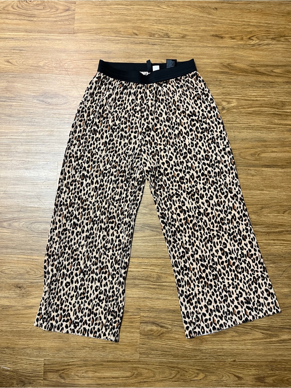 Leopard Print Pleated Wide Leg Capri Culottes Black Elastic Waist Pants